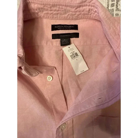 BANANA REPUBLIC- NEW- UNTUCK OXFORD SHIRT LARGE - Picture 3 of 4
